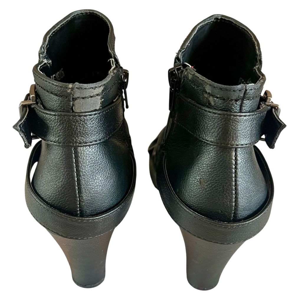 Elegant Fergalicious Sleek Black Ankle Booties - Picture 2 of 7